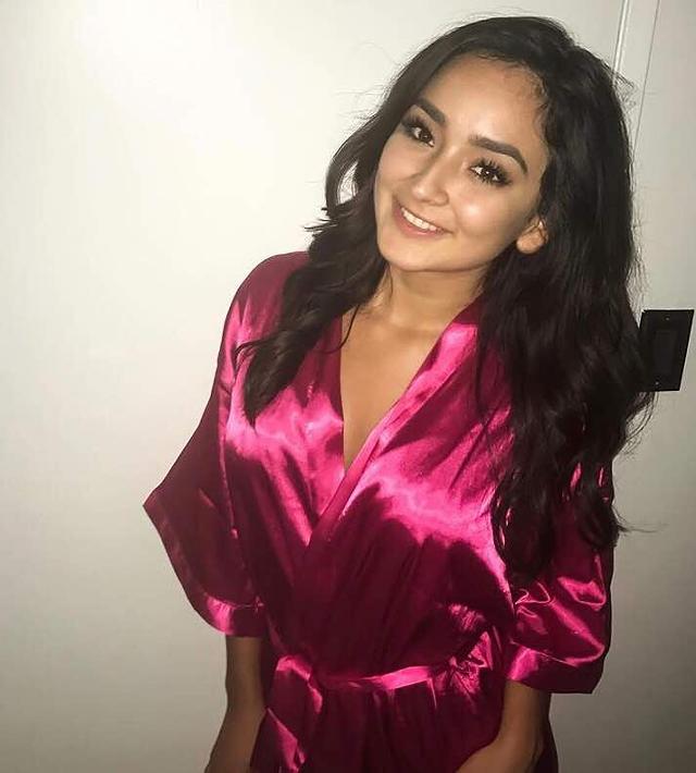 Valeria Escort